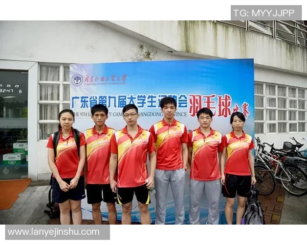 成都羽毛球队与深圳羽毛球队赛后状态分析与复盘探讨